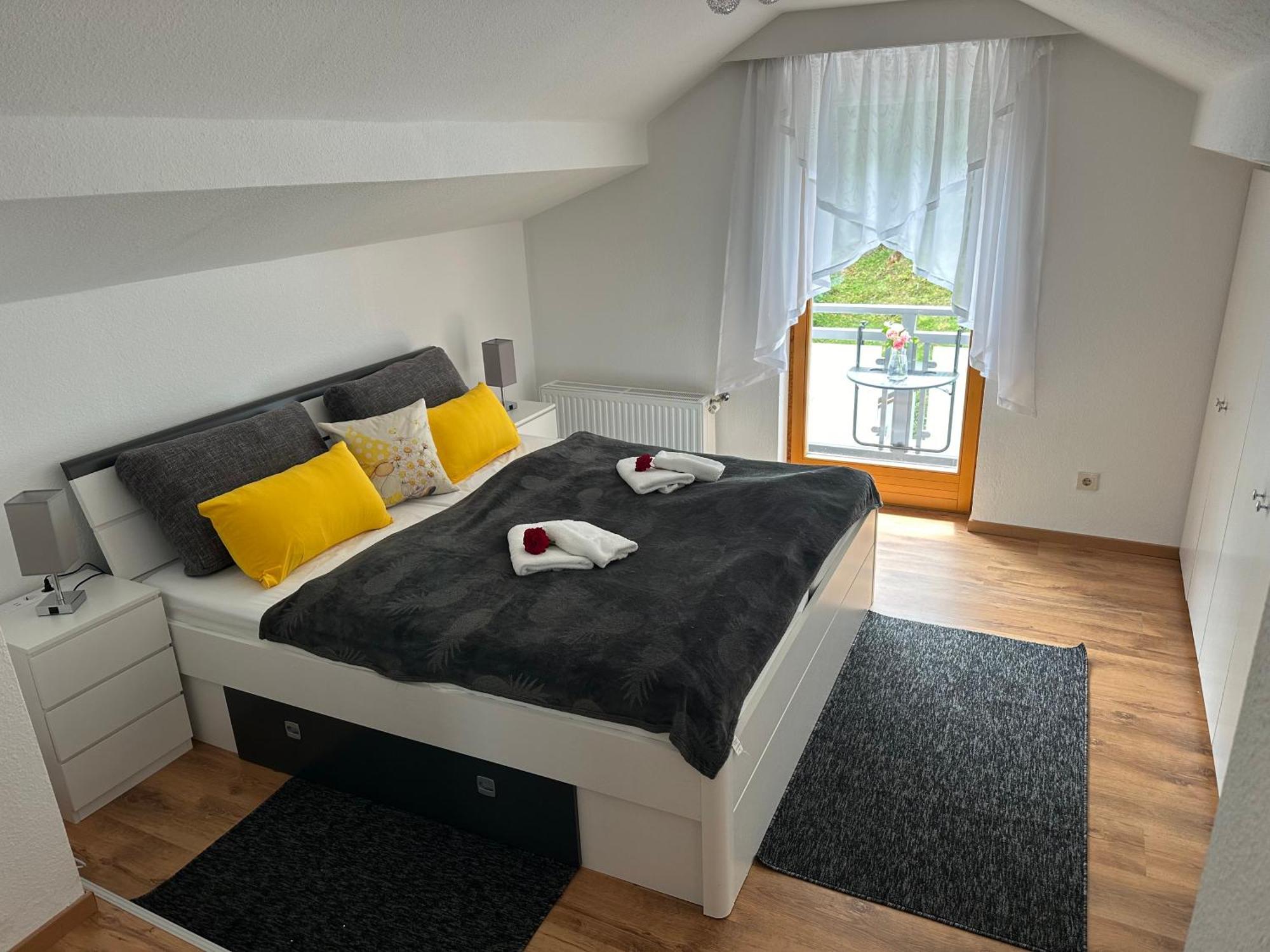 Ferienwohnung Waldblick, Faaker See Oberaichwald  المظهر الخارجي الصورة
