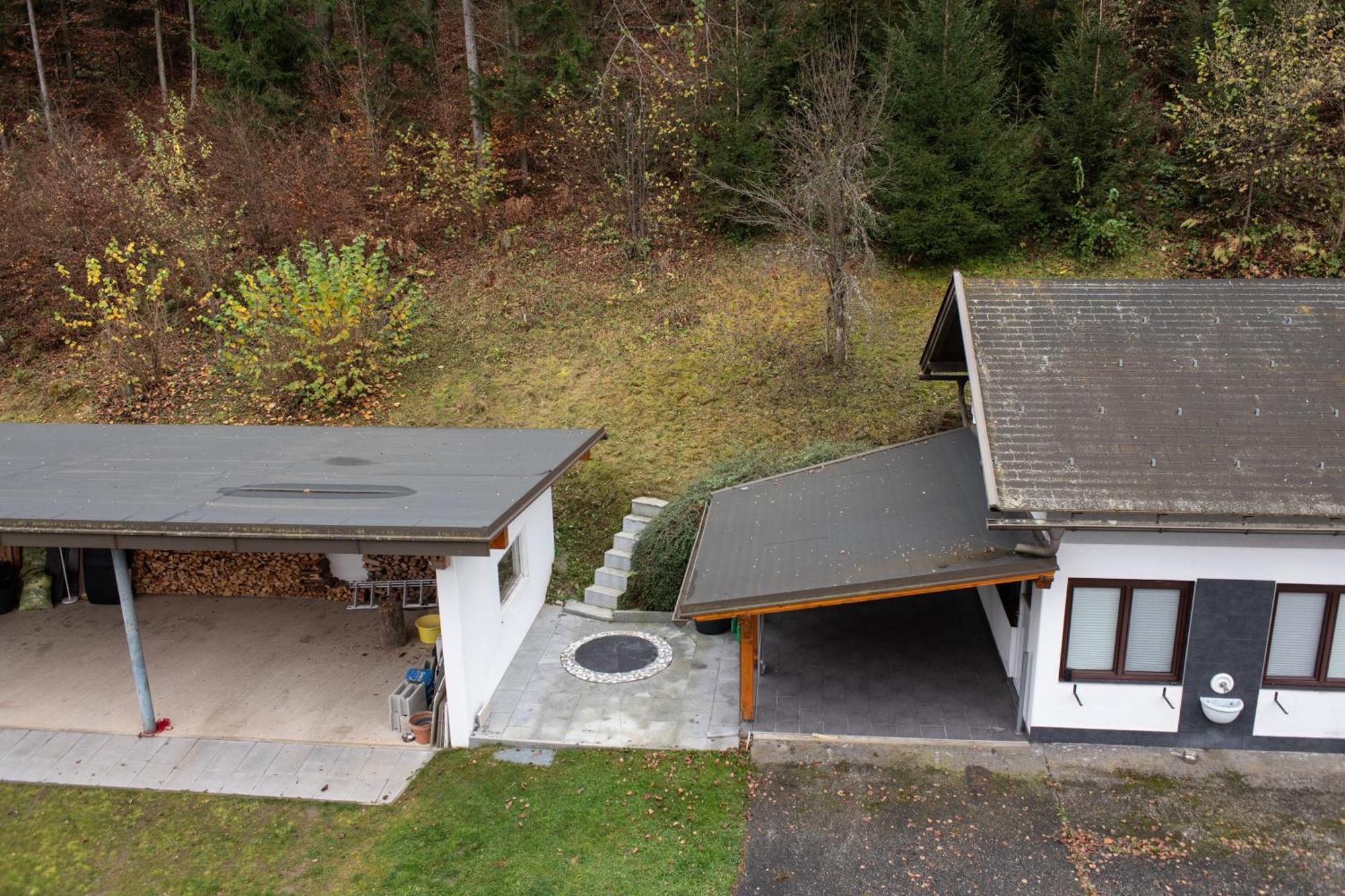 Ferienwohnung Waldblick, Faaker See Oberaichwald  المظهر الخارجي الصورة