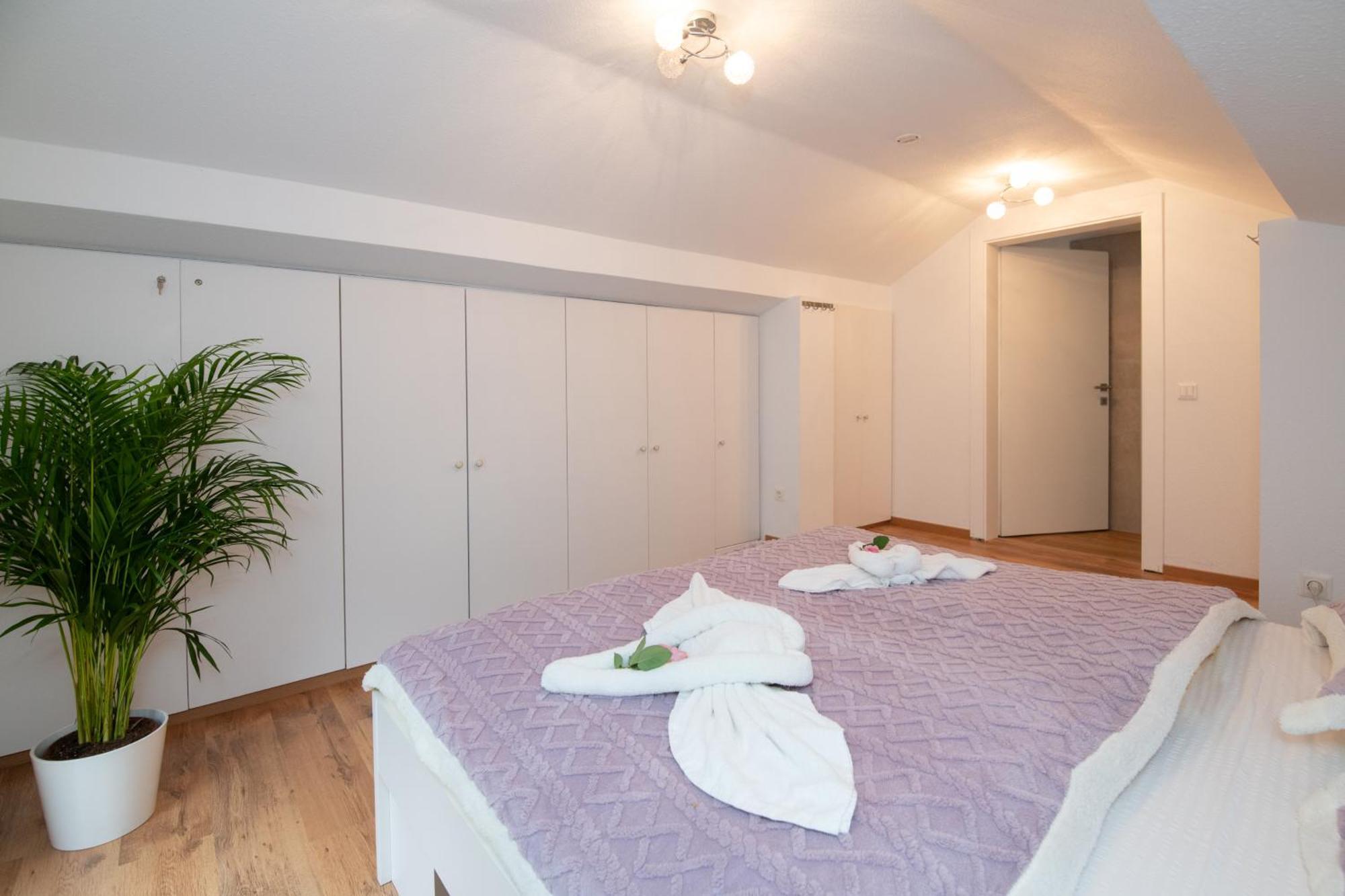 Ferienwohnung Waldblick, Faaker See Oberaichwald  المظهر الخارجي الصورة